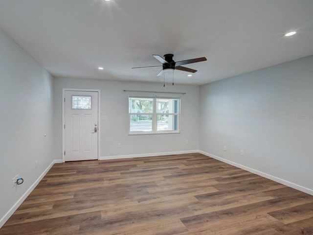 1007 SUMNER BOULEVARD B, Safety Harbor, FL 34695