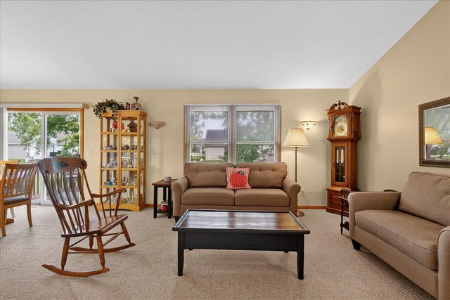 3522 Breezewood Drive, Kentwood, MI 49512