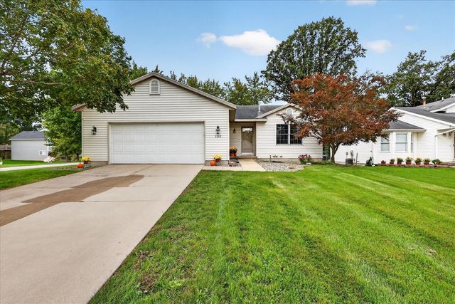 3522 Breezewood Drive, Kentwood, MI 49512