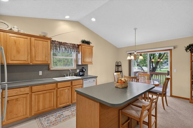 3522 Breezewood Drive, Kentwood, MI 49512