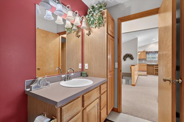 3522 Breezewood Drive, Kentwood, MI 49512