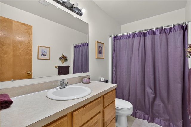 3522 Breezewood Drive, Kentwood, MI 49512