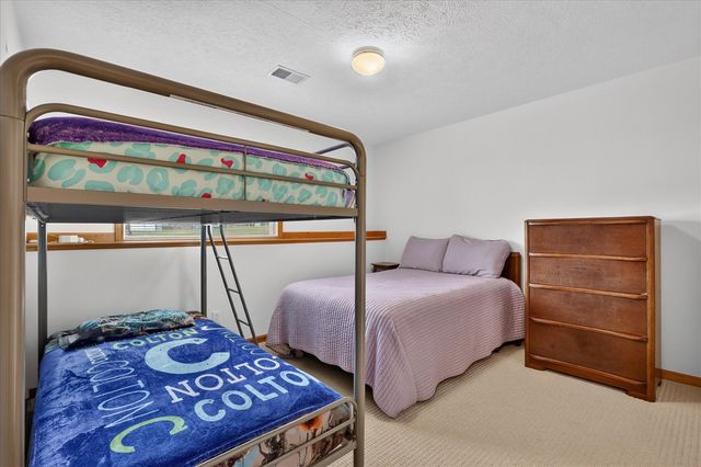 3522 Breezewood Drive, Kentwood, MI 49512