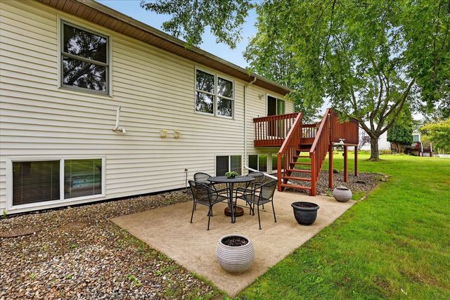 3522 Breezewood Drive, Kentwood, MI 49512