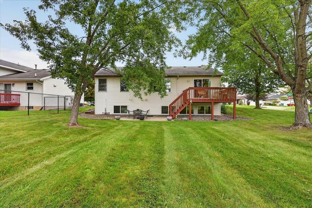 3522 Breezewood Drive, Kentwood, MI 49512