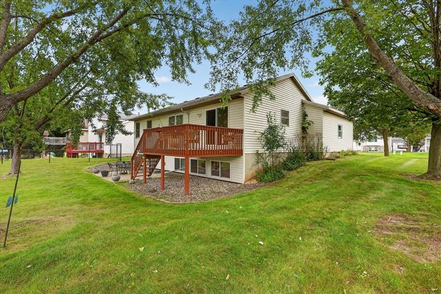 3522 Breezewood Drive, Kentwood, MI 49512