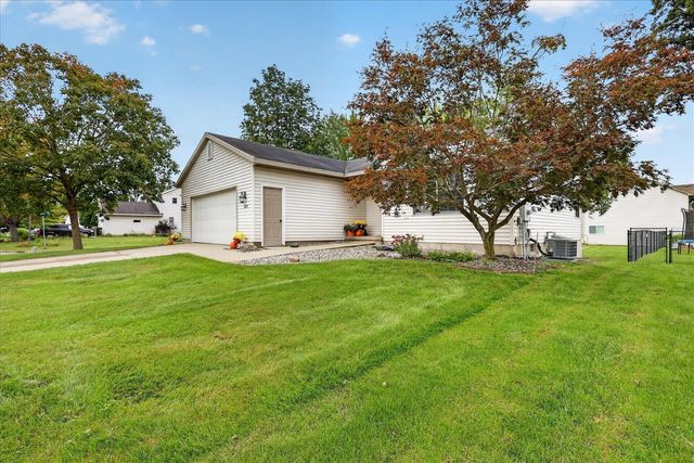 3522 Breezewood Drive, Kentwood, MI 49512