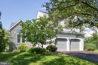 505 COUNTRY POINTE CIR, Perkasie, PA 18944
