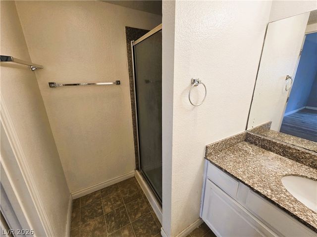 5471 Indian River Drive 411, Las Vegas, NV 89103
