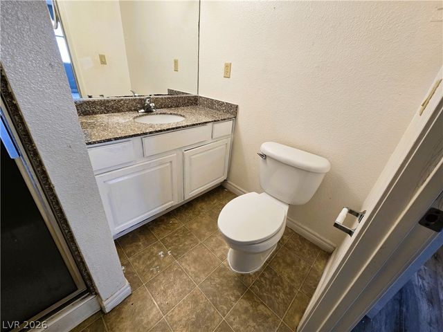 5471 Indian River Drive 411, Las Vegas, NV 89103