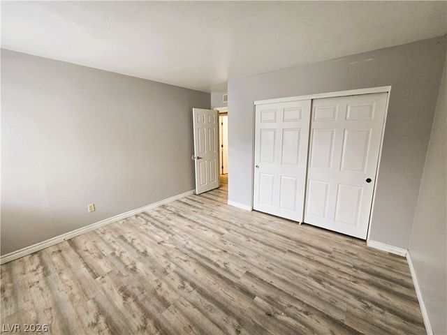 5471 Indian River Drive 411, Las Vegas, NV 89103