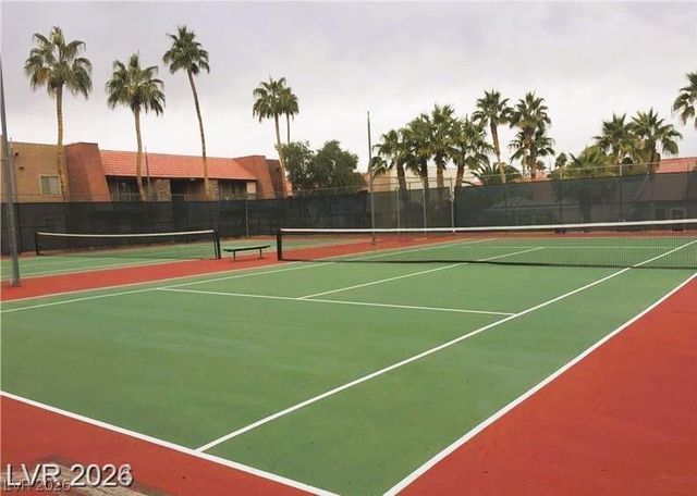 5471 Indian River Drive 411, Las Vegas, NV 89103