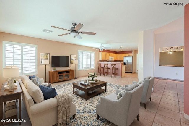 312 N Cedar Crest Drive, Green Valley, AZ 85614