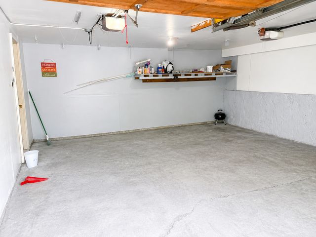 21729 GAILINE Avenue, Sauk Village, IL 60411