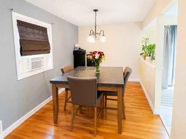 21729 GAILINE Avenue, Sauk Village, IL 60411