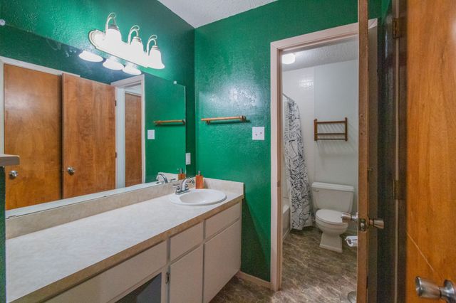 1020 Rosebud Drive, Azle, TX 76020