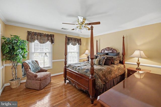 12916 HEDGETOP DR, Herndon, VA 20171