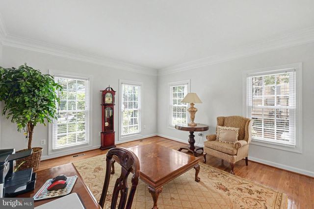 12916 HEDGETOP DR, Herndon, VA 20171