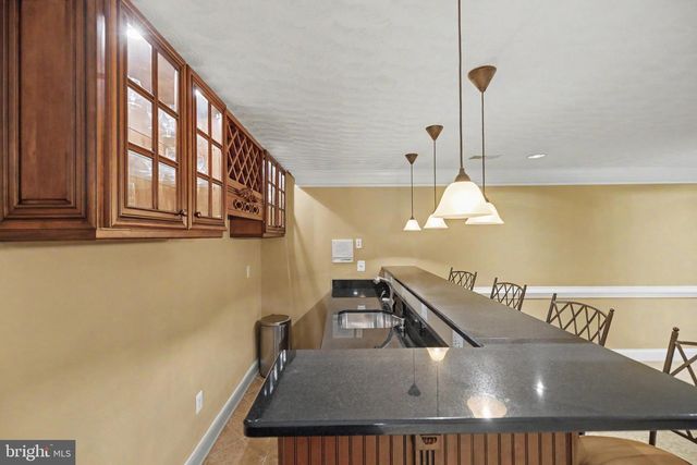12916 HEDGETOP DR, Herndon, VA 20171