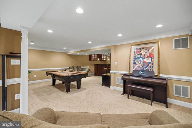 12916 HEDGETOP DR, Herndon, VA 20171