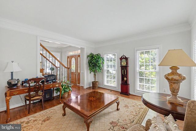 12916 HEDGETOP DR, Herndon, VA 20171