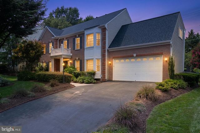 12916 HEDGETOP DR, Herndon, VA 20171