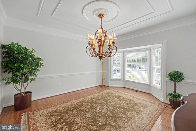 12916 HEDGETOP DR, Herndon, VA 20171