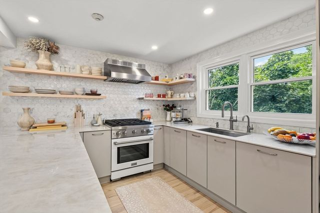 59 Monadnock St 1, Boston, MA 02125