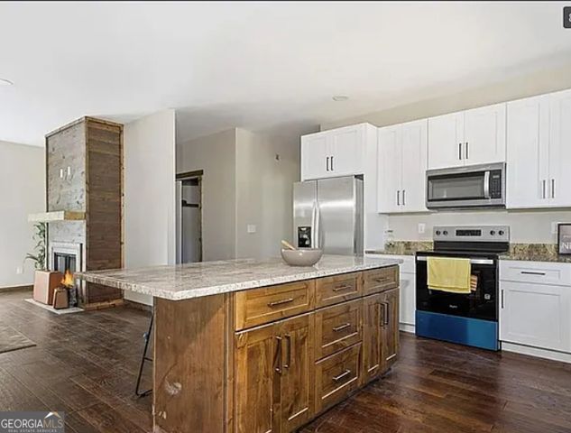 1968 Newport Drive, Ellijay, GA 30540