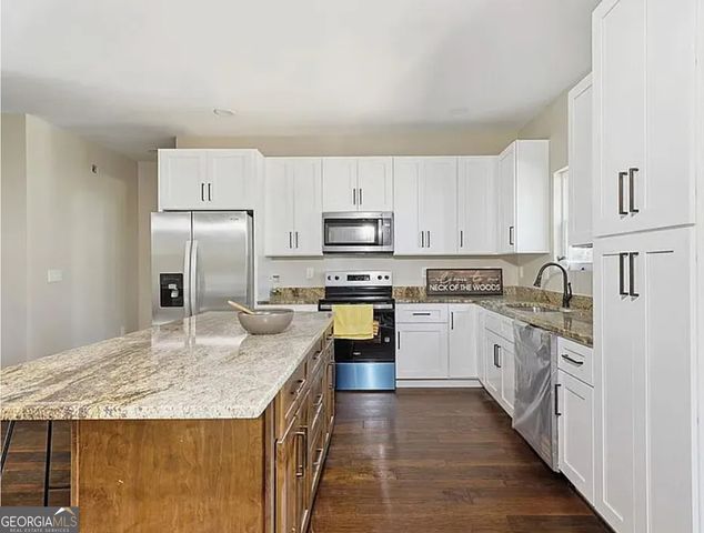 1968 Newport Drive, Ellijay, GA 30540