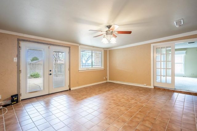 3909 Crestridge Dr, Midland, TX 79707