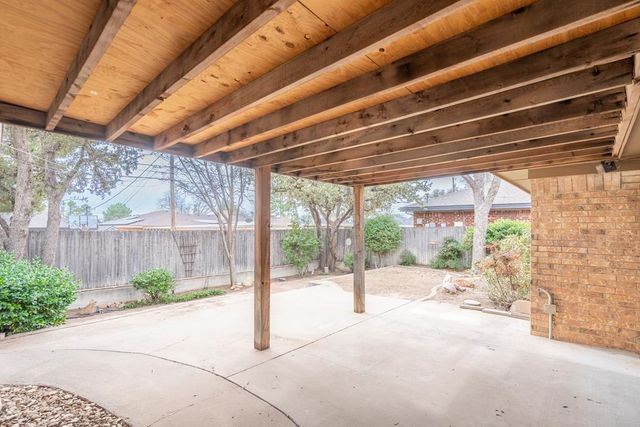 3909 Crestridge Dr, Midland, TX 79707