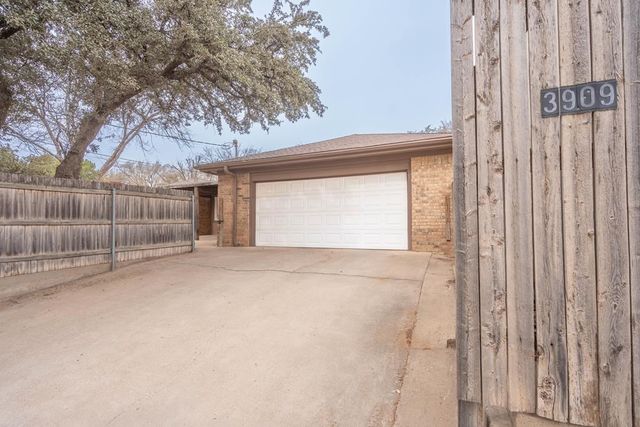3909 Crestridge Dr, Midland, TX 79707
