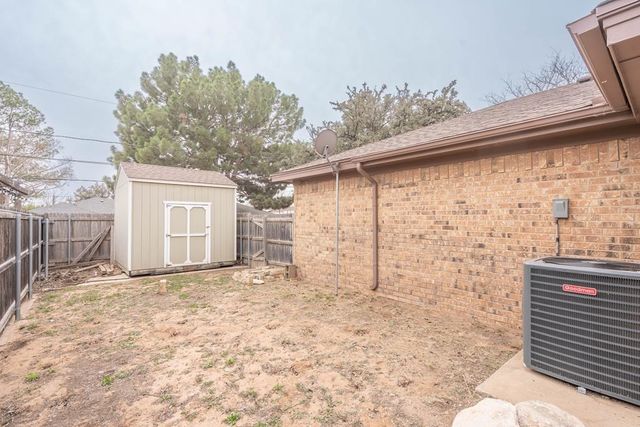 3909 Crestridge Dr, Midland, TX 79707