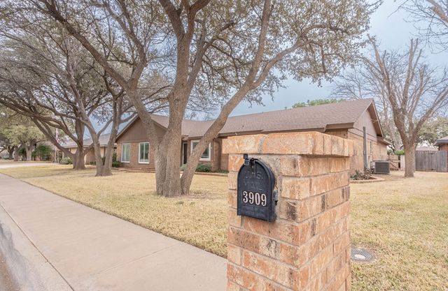 3909 Crestridge Dr, Midland, TX 79707