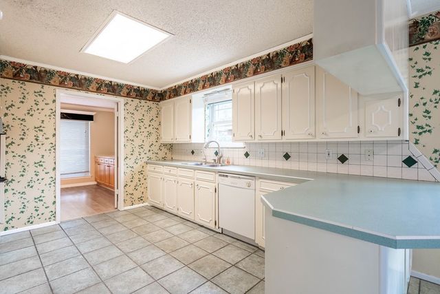 3909 Crestridge Dr, Midland, TX 79707