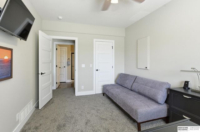 2726 N 191 Avenue, Elkhorn, NE 68022