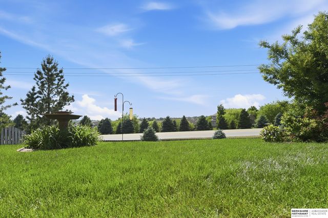 2726 N 191 Avenue, Elkhorn, NE 68022