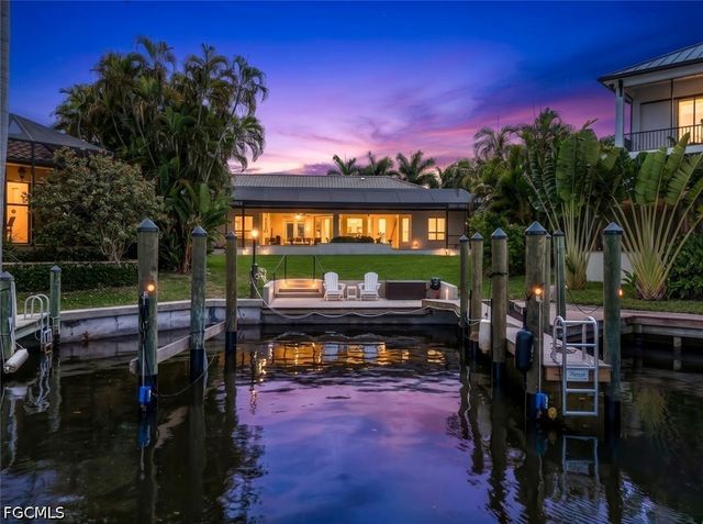 2819 El Dorado PKWY W, Cape Coral, FL 33914