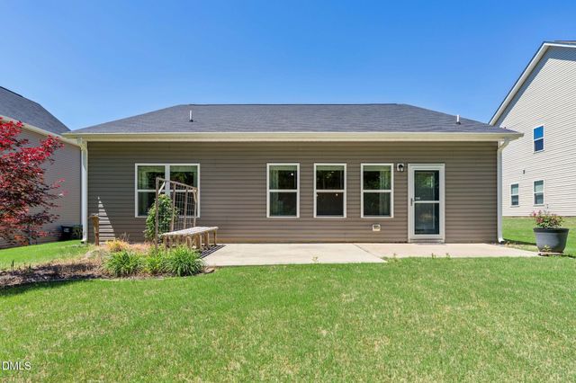 51 Forest Glade Court, Clayton, NC 27527