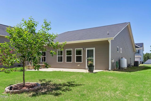 51 Forest Glade Court, Clayton, NC 27527