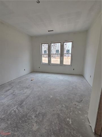 172 Cherokee S Drive, Waleska, GA 30183