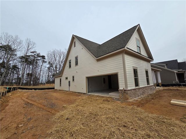 172 Cherokee S Drive, Waleska, GA 30183