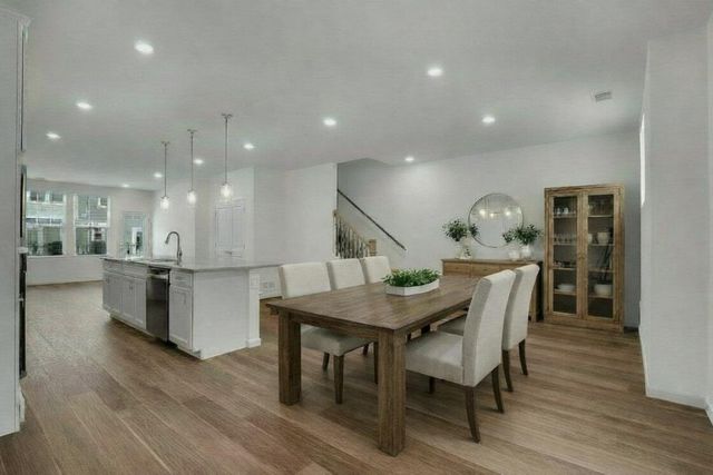 6275 Sandbelt Drive, Woodridge, IL 60517