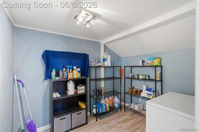 3773 Navarra Avenue, White Lake, MI 48383