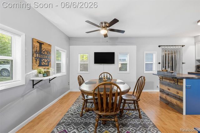 3773 Navarra Avenue, White Lake, MI 48383