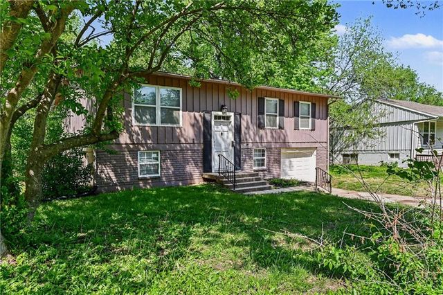 8700 E 91st Street, Kansas City, MO 64138