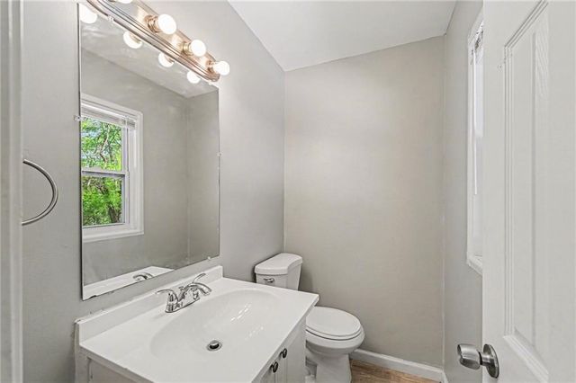 8700 E 91st Street, Kansas City, MO 64138