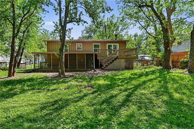 8700 E 91st Street, Kansas City, MO 64138