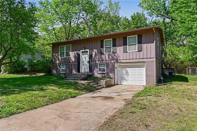 8700 E 91st Street, Kansas City, MO 64138